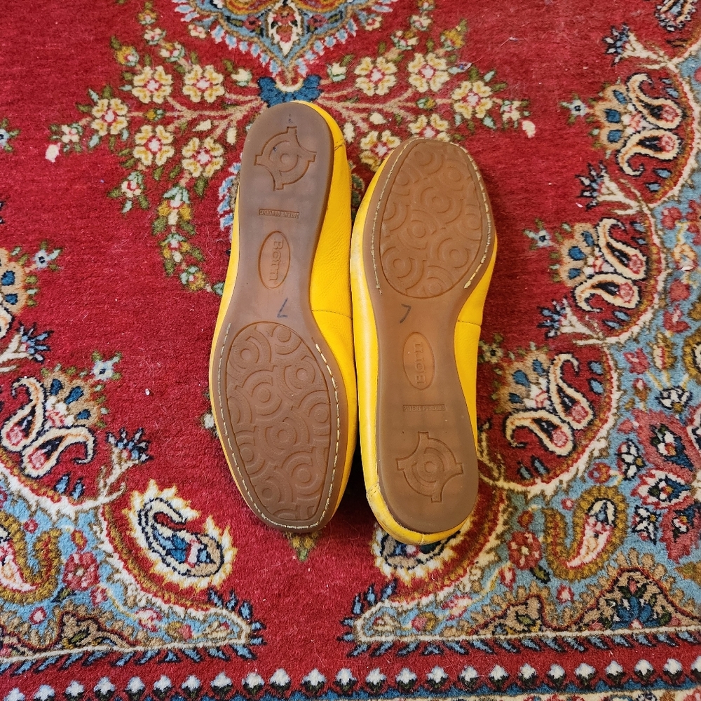 Born Leather Yellow Women's Flats with Bow Accent - Picture 6 of 6